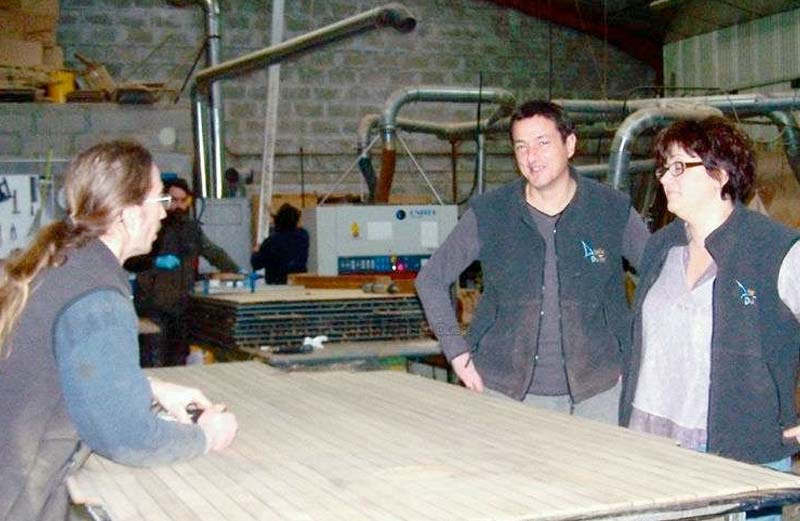 Photos de l'équipe de l'Atelier du Teck parue dans Sud Ouest